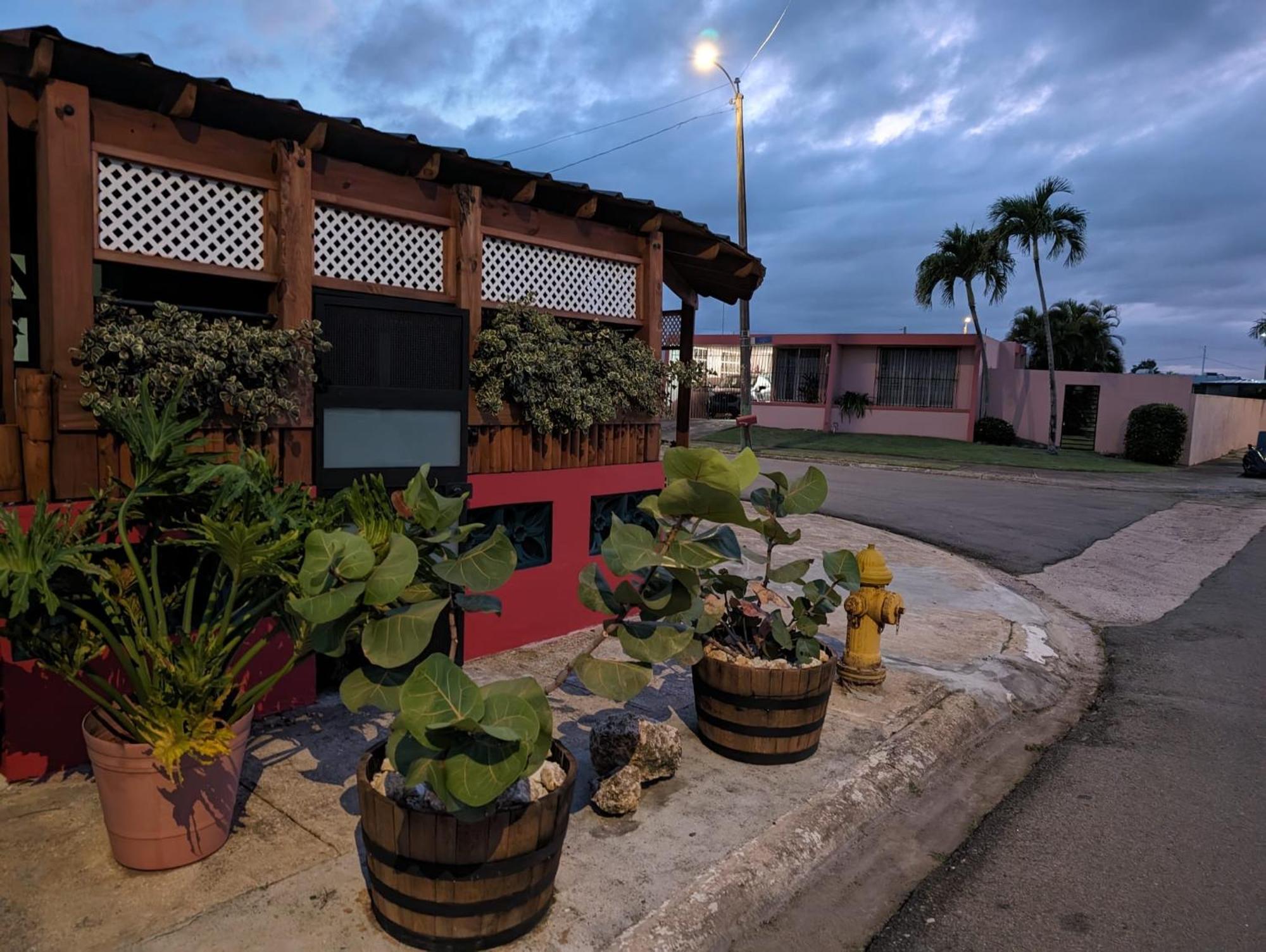 Moon'S Place Toa Baja Dış mekan fotoğraf